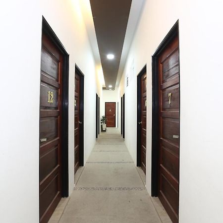 Super Oyo 89678 Ady Hotel Kuala Terengganu Exterior foto